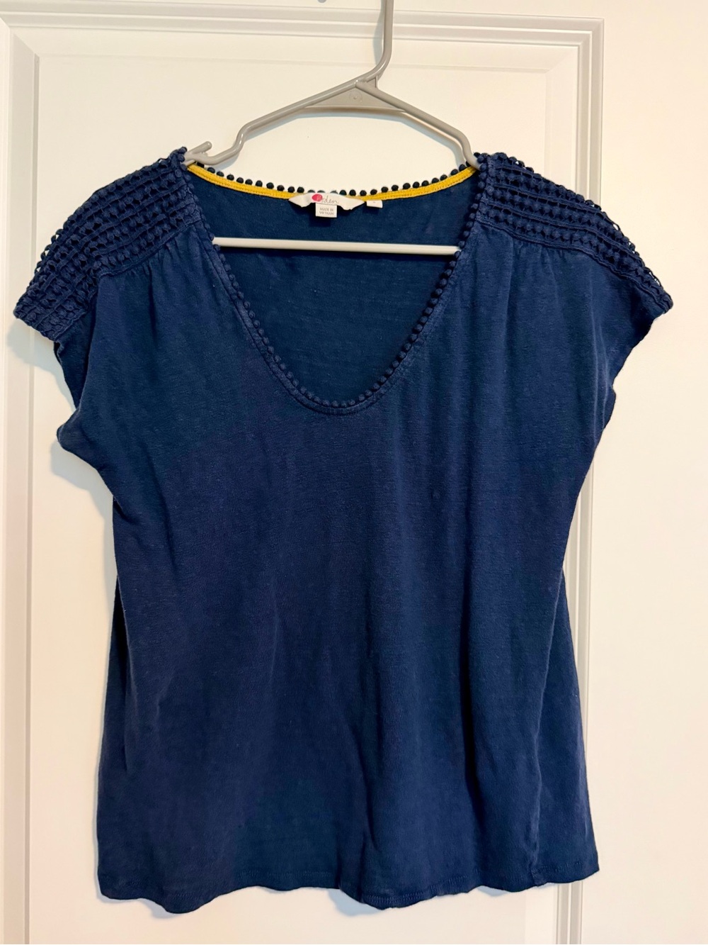Boden Navy Short Sleeve V-Neck Tee with Textured Shoulders